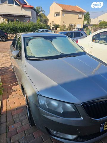 סקודה אוקטביה