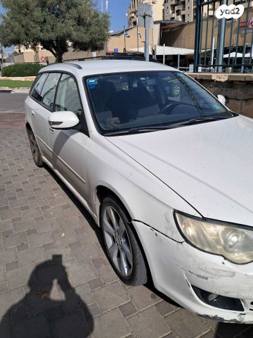 מודעת רכב סובארו B4/לגאסי