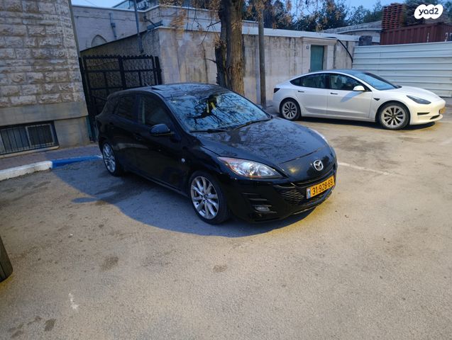 מאזדה 3