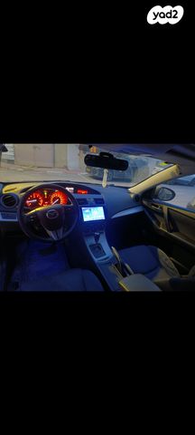 מודעת רכב מאזדה 3