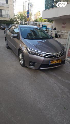 מודעת רכב טויוטה קורולה