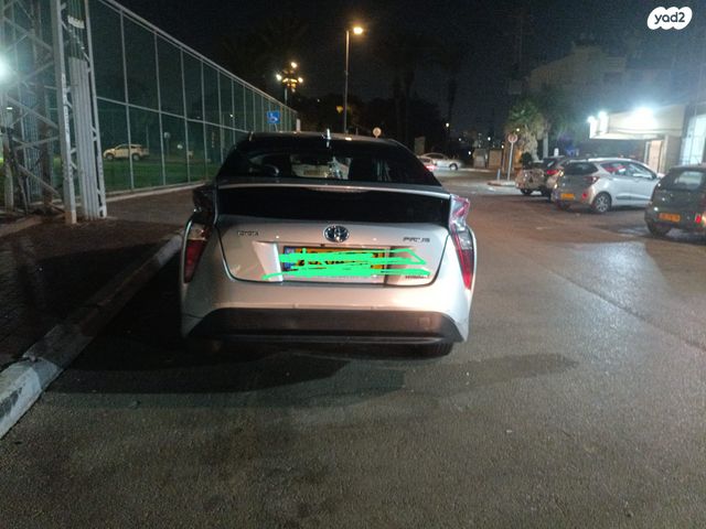 מודעת רכב טויוטה פריוס
