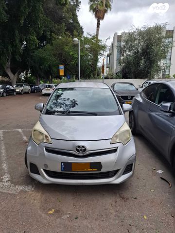 מודעת רכב טויוטה ורסו-S