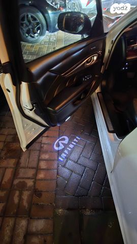 אינפיניטי Q70