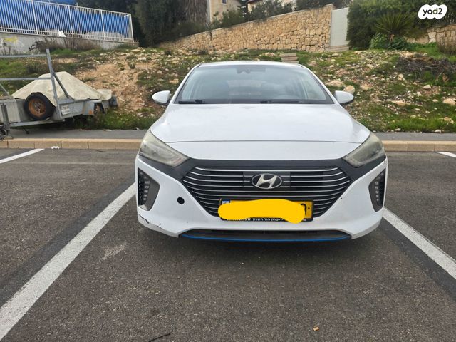 יונדאי איוניק