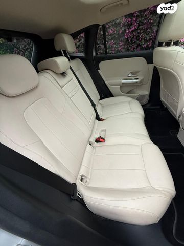 מודעת רכב מרצדס-בנץ EQA