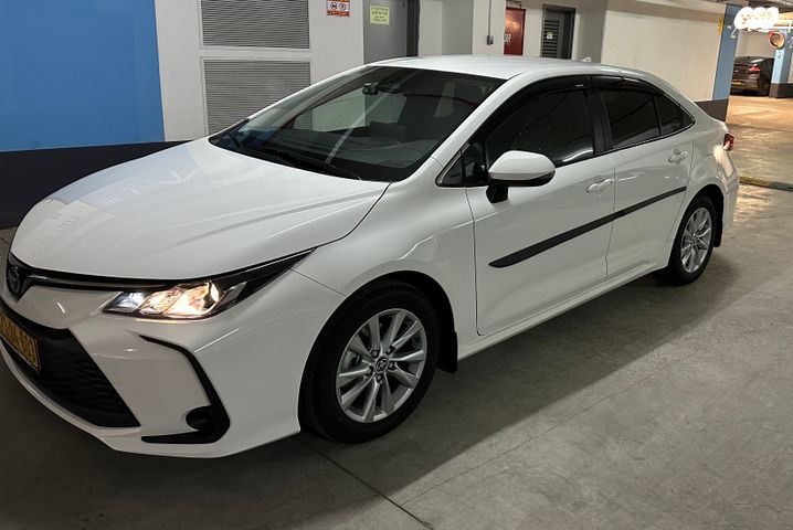 מודעת רכב טויוטה קורולה