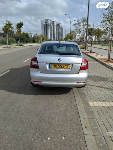 סקודה אוקטביה