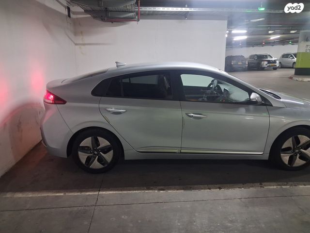 מודעת רכב יונדאי איוניק