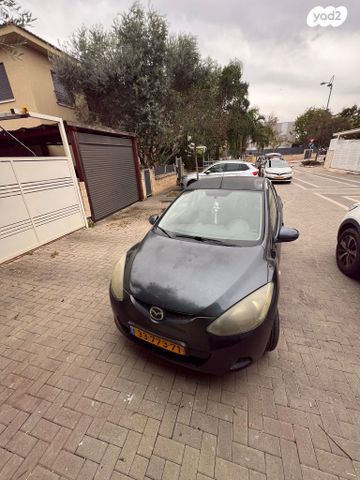מודעת רכב מאזדה 2