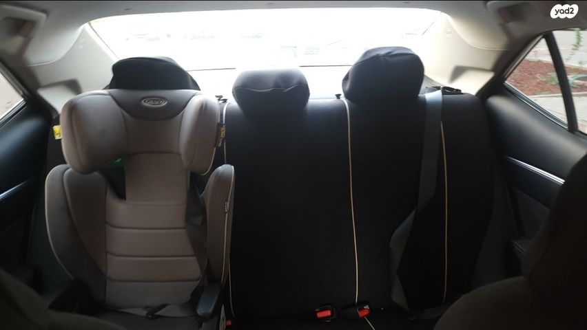 טויוטה קורולה