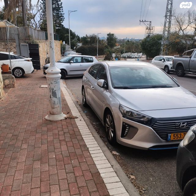 יונדאי איוניק