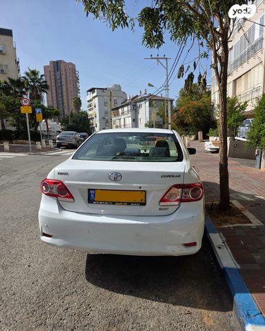 טויוטה קורולה