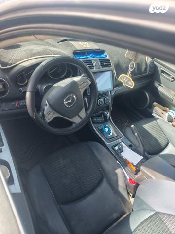 מודעת רכב מאזדה 6