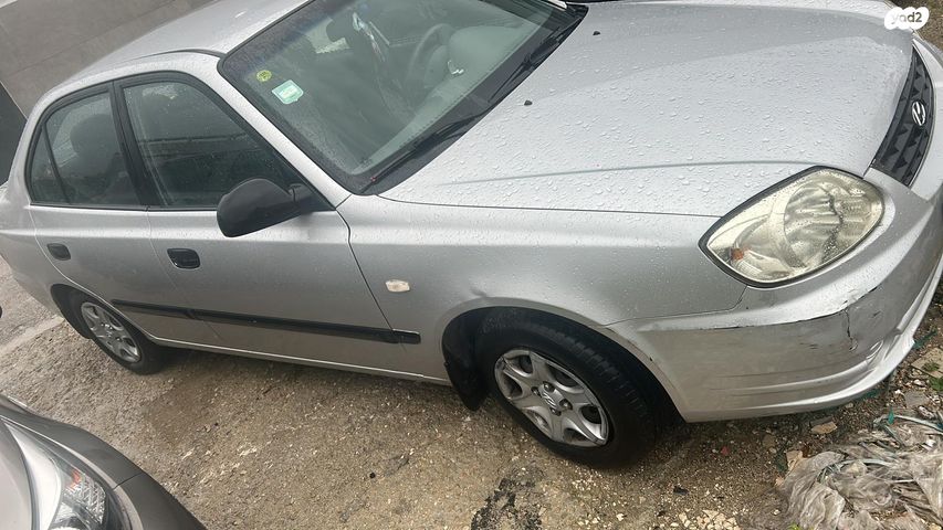 יונדאי אקסנט i25