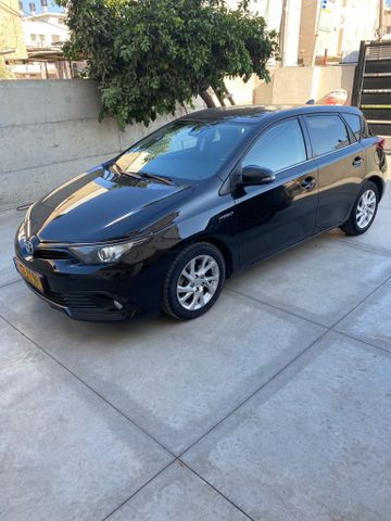 מודעת רכב טויוטה אוריס