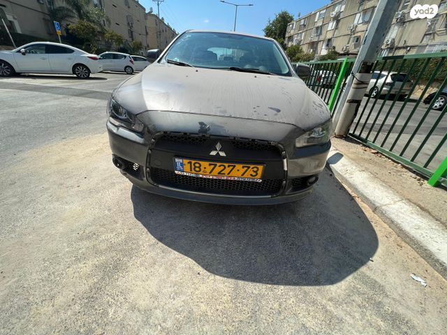 מיצובישי לנסר