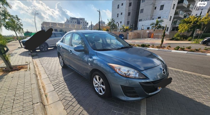 מאזדה 3