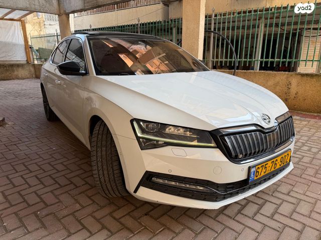 מודעת רכב סקודה סופרב