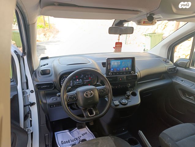 טויוטה פרואייס סיטי