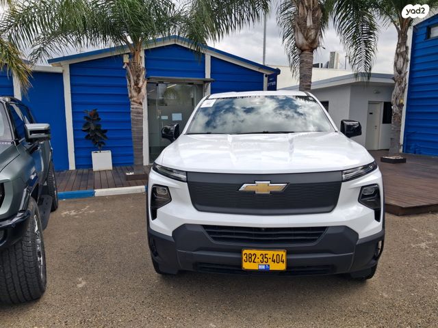 מודעת רכב שברולט סילברדו EV