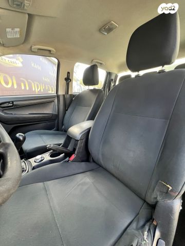 איסוזו די-מקס