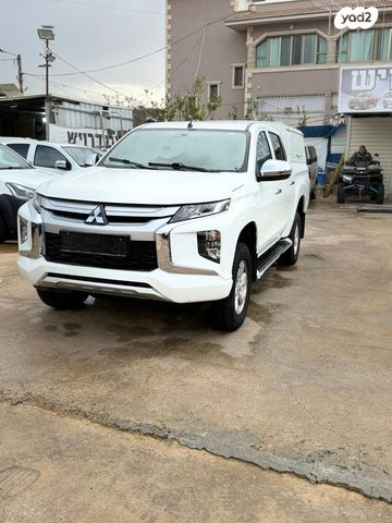 מיצובישי טרייטון / L200