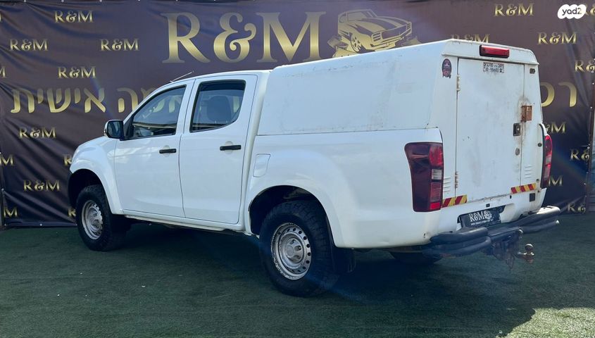 איסוזו די-מקס