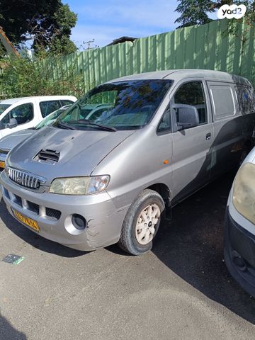 יונדאי H-1 / i800