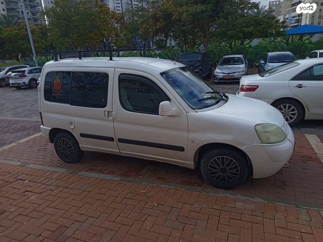 מודעת רכב סיטרואן ברלינגו