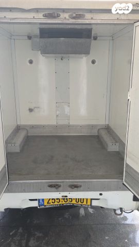 מודעת רכב איסוזו די-מקס