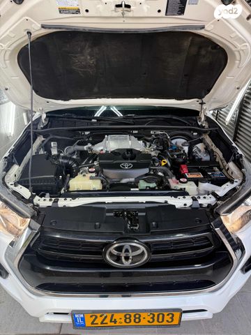 טויוטה היילקס