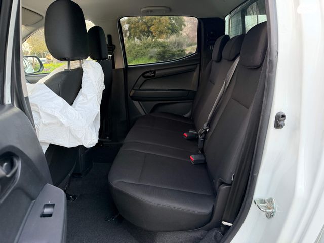 איסוזו די-מקס