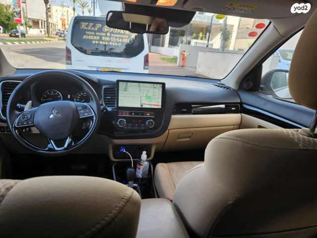 מודעת רכב מיצובישי אאוטלנדר