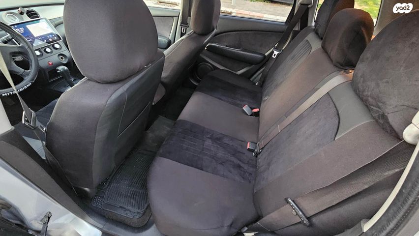 מיצובישי אאוטלנדר