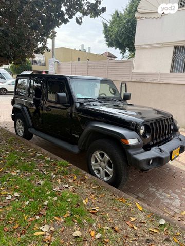 מודעת רכב ג'יפ רנגלר