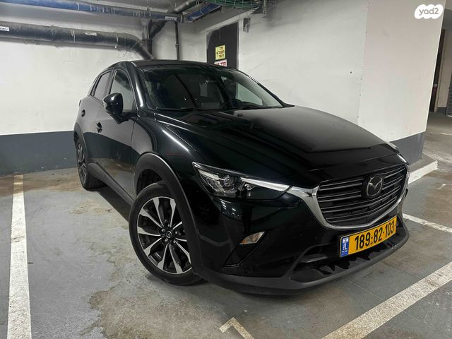 מודעת רכב מאזדה CX-3