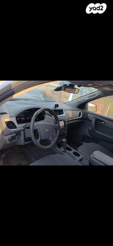 שברולט טראוורס