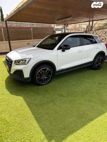 מודעת רכב אאודי Q2