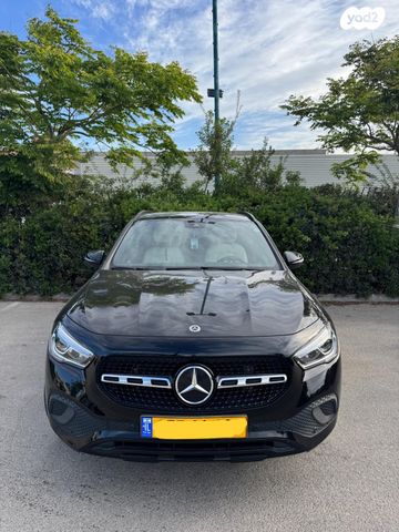 מודעת רכב מרצדס-בנץ GLA