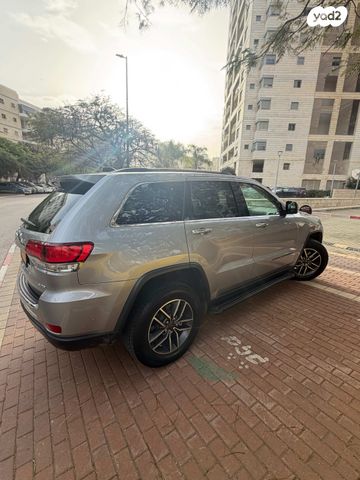 ג'יפ גרנד צ'ירוקי