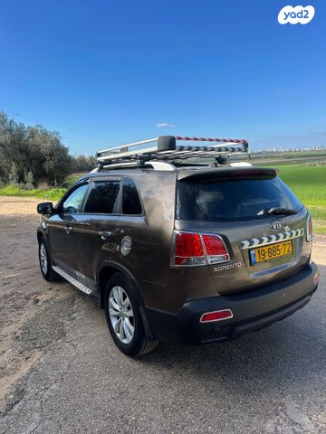 מודעת רכב קיה סורנטו