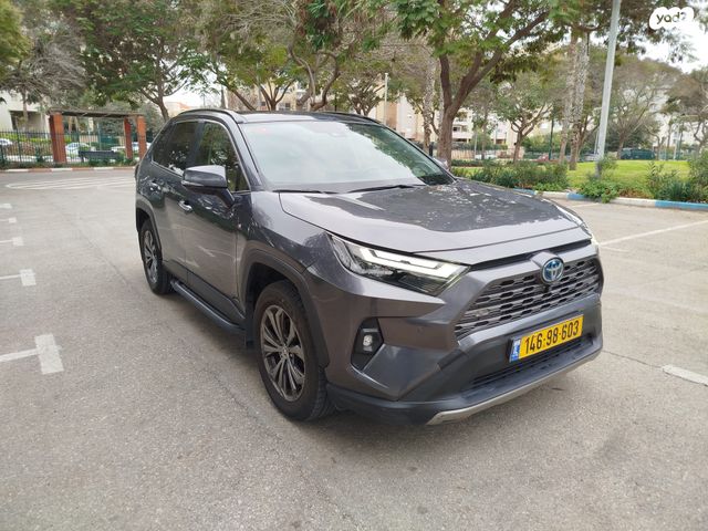 טויוטה RAV4