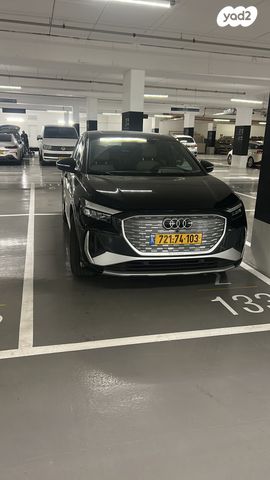 מודעת רכב אאודי Q4 e-tron