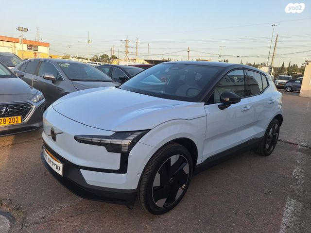 מודעת רכב וולוו EX30 2