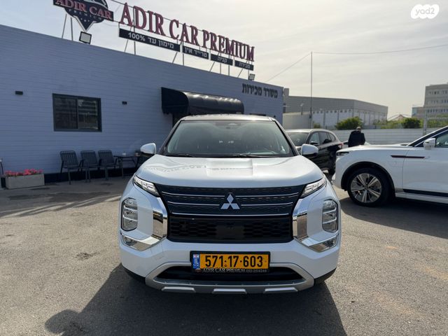 מיצובישי אאוטלנדר