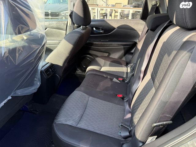 ניסאן אקס טרייל