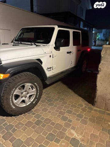 מודעת רכב ג'יפ רנגלר
