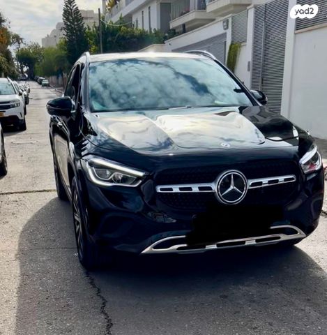 מרצדס-בנץ GLA