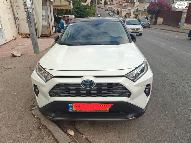 טויוטה RAV4